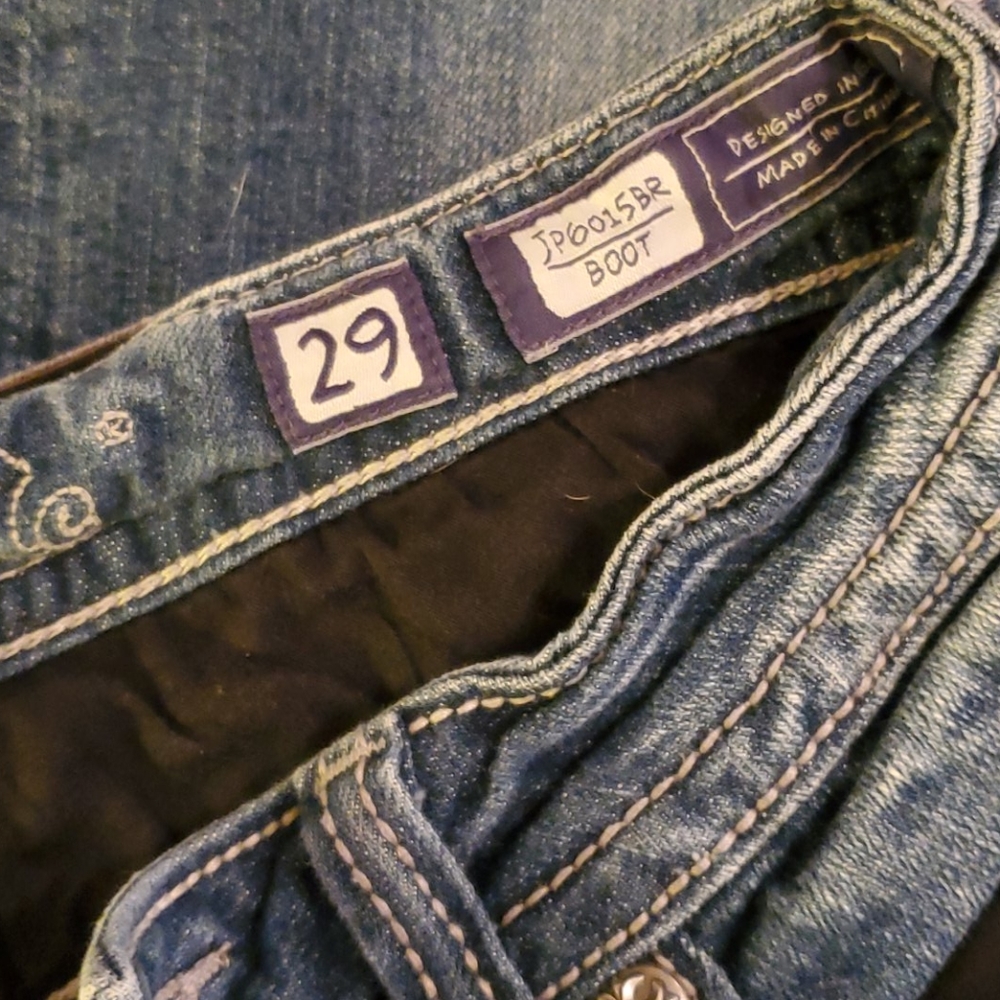 Jeans - Picture 2 of 5